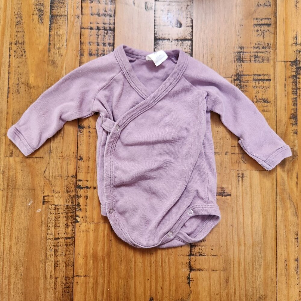 BUNDLE (2) Kate Quinn Organic Cotton Long Sleeve Bodysuits Neutrals 0-3 Months - Picture 6 of 9